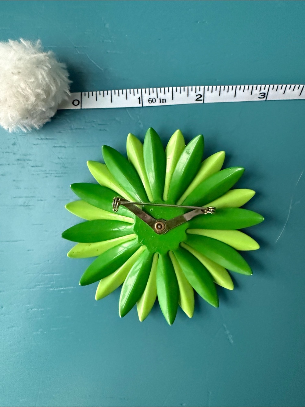 Green Floral Statement Brooch - Women Jewelry Brooches - Picture 3 of 3